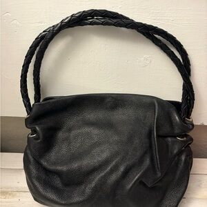 Elegant Braided-Handle Black Leather Shoulder Bag